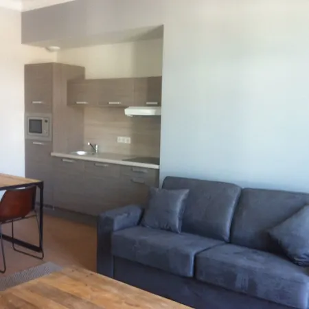 Apartman Florella Jean De Riouffe *