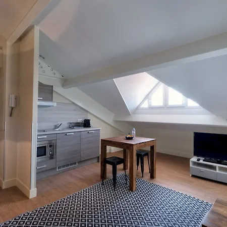 Apartman Florella Jean De Riouffe *