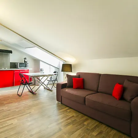 Florella Jean De Riouffe Apartman *