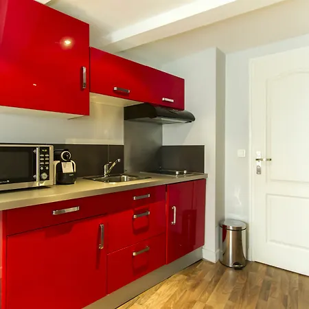 Florella Jean De Riouffe Apartman
